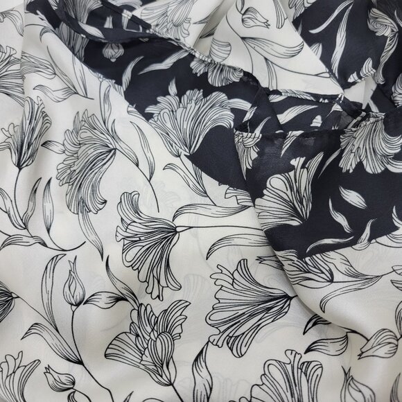 ✨Elegant Bandana Square Scarf Silky Satin Soft BLACK WHITE Floral Garden hijab - Picture 4 of 7